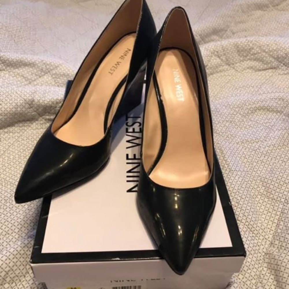 Nine West Theao Black Wedges